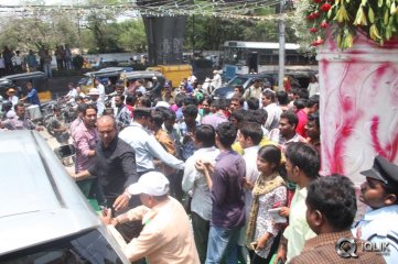 Pranitha Launches RS Brothers Showroom